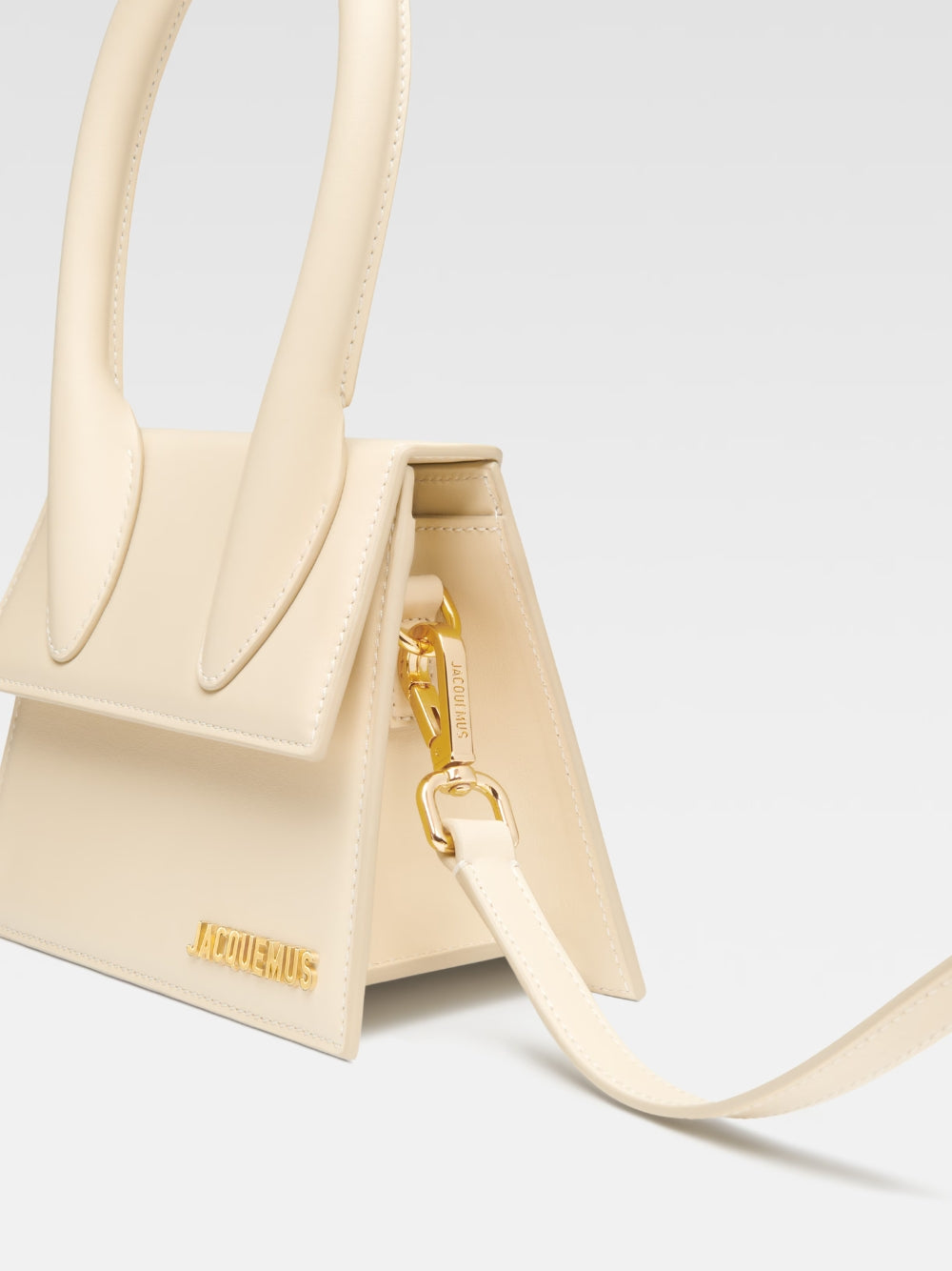 Jacquemus Le Chiquito Moyen ivory bag